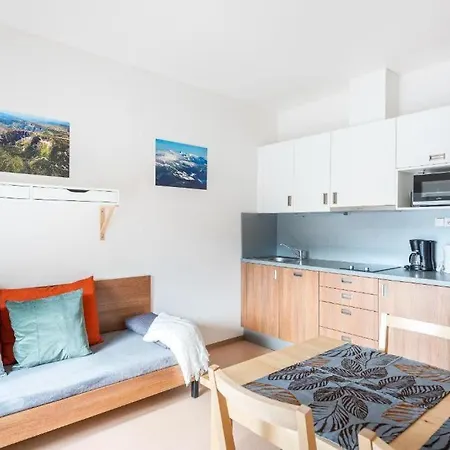 Rokytka Snowhouse Apartment *
